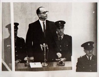 Eichmann dans la "cage de verre" lors de son procès